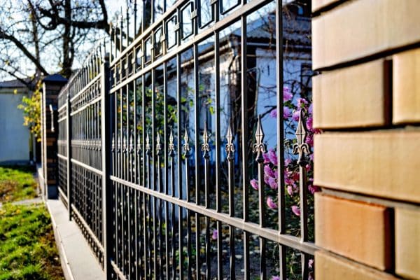 Quelle idée de clôture pas chère pour son jardin en DIY
